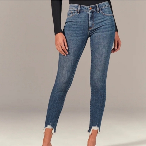 Abercrombie & Fitch Denim - 👖 Abercrombie & Fitch Mid Rise Super Skinny Anlke
